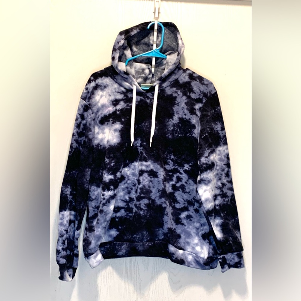 Bobbie & Brooks hoodie